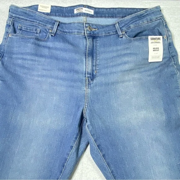 Levis Signature Gold Jeans Women's 20M Blue Bootcut Mid Rise Stretch Denim NWT - Picture 3 of 15
